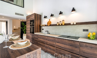 Ático con carácter en venta con relajantes vistas al campo de golf en La Quinta, Benahavis - Marbella 52051 