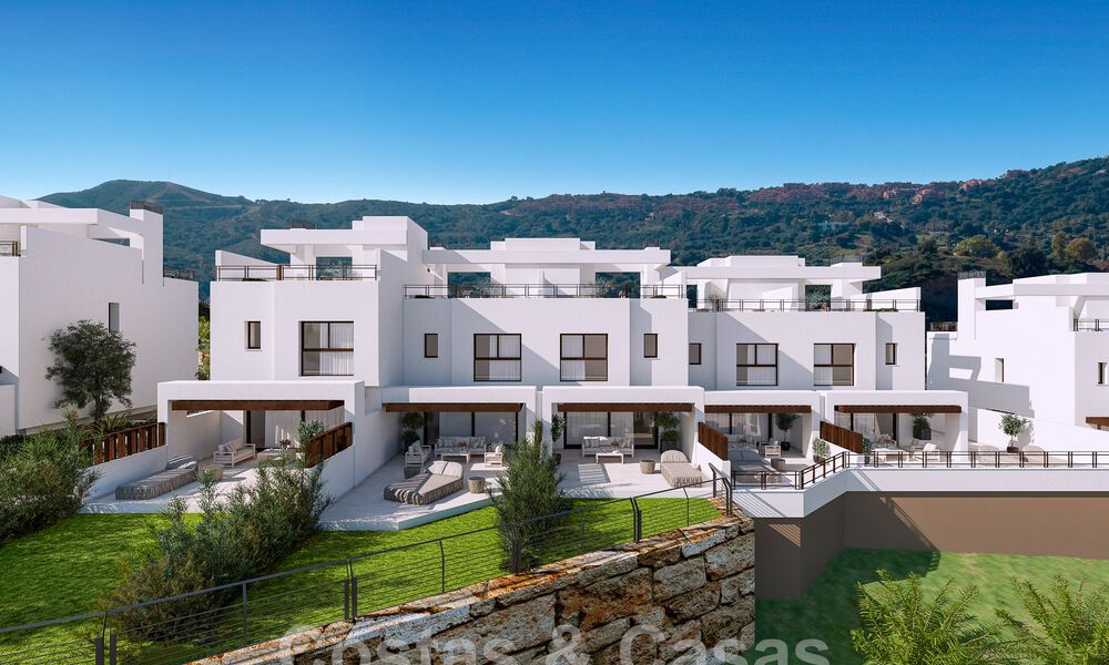 Nuevo proyecto de 8 adosados en venta, con vistas abiertas a los campos de golf del codiciado resort de golf de La Cala Golf, Mijas 53265