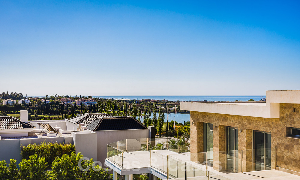 Nueva villa de lujo en venta, en primera línea de Los Flamingos Golf en Marbella - Benahavis 52803