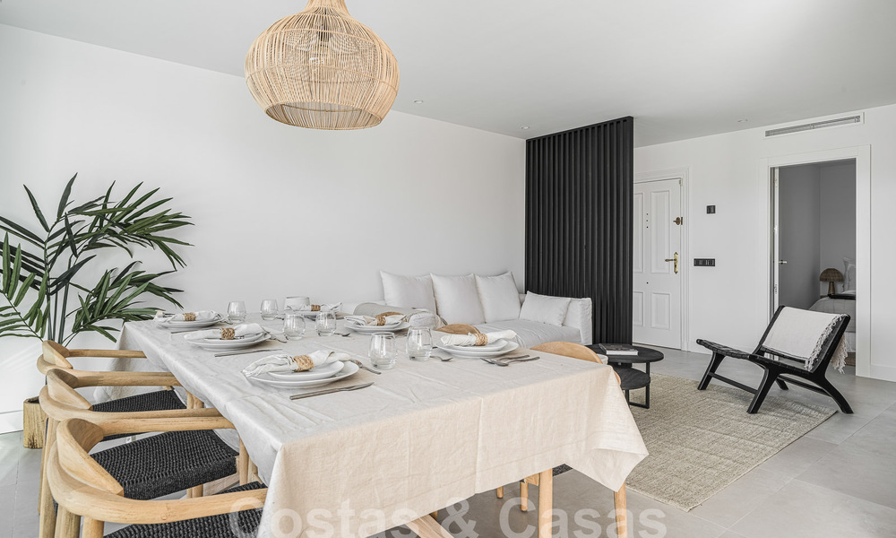 Ático lujosamente reformado en venta con amplia terraza en La Quinta golf resort, Benahavis - Marbella 53819