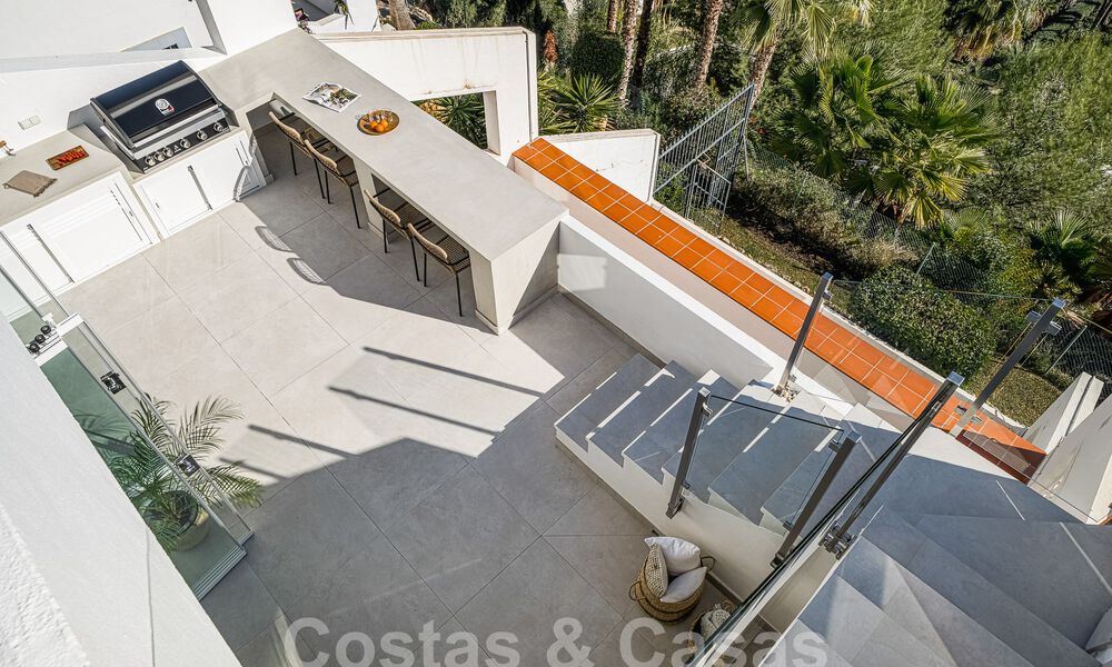 Ático lujosamente reformado en venta con amplia terraza en La Quinta golf resort, Benahavis - Marbella 53822