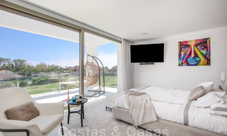 Moderna villa de lujo en venta, lista para entrar a vivir, a poca distancia de la playa cerca en una zona privilegiada de Guadalmina Baja, Marbella - Estepona 53862 