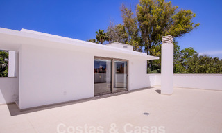 Moderna villa de lujo en venta, lista para entrar a vivir, a poca distancia de la playa cerca en una zona privilegiada de Guadalmina Baja, Marbella - Estepona 53871 
