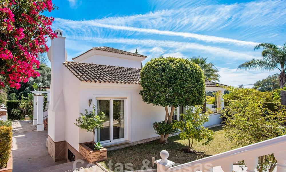 Encantadora villa en venta cerca de la playa de Elviria al este de Marbella centro 53935