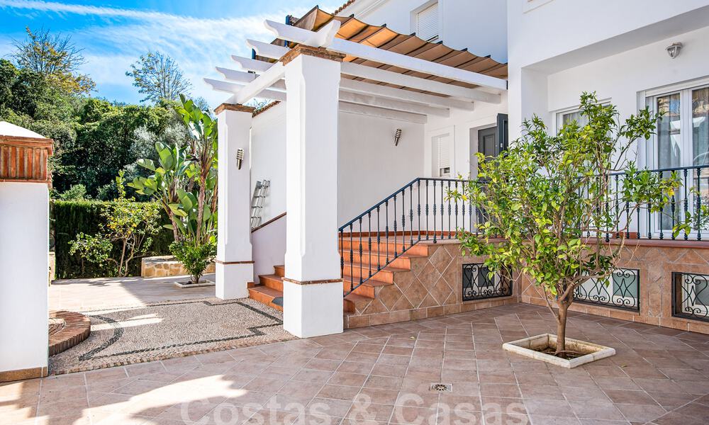 Encantadora villa en venta cerca de la playa de Elviria al este de Marbella centro 53937