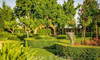 Majestuosa villa de lujo en venta con 7 dormitorios en una exclusiva urbanización al este del centro de Marbella 51972 