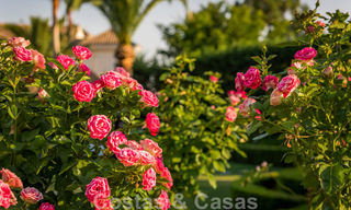 Majestuosa villa de lujo en venta con 7 dormitorios en una exclusiva urbanización al este del centro de Marbella 51998 