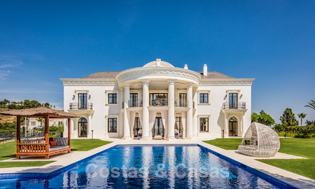 Majestuosa villa de lujo en venta con 7 dormitorios en una exclusiva urbanización al este del centro de Marbella 52004