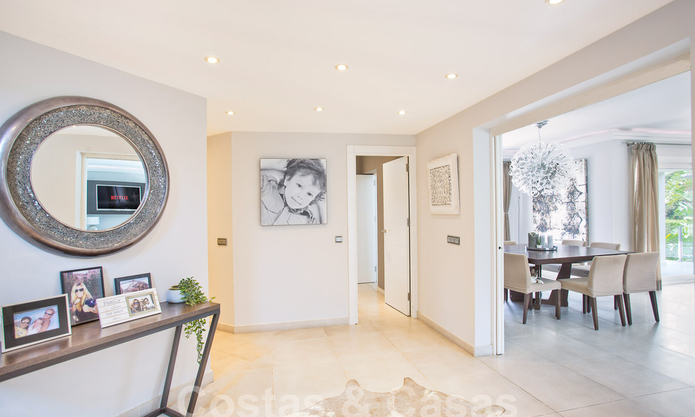 Villa de lujo contemporánea en venta con arquitectura mediterránea al este del centro de Marbella 53329