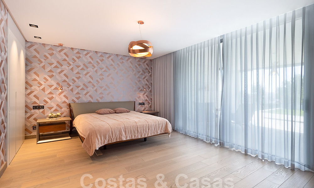 Moderna villa de lujo en venta con impresionantes vistas al mar en una zona exclusiva de Benahavis - Marbella 53365
