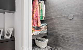 Moderno ático reformado en venta con vistas a la montaña y al mar en Nueva Andalucia, Marbella 53574 