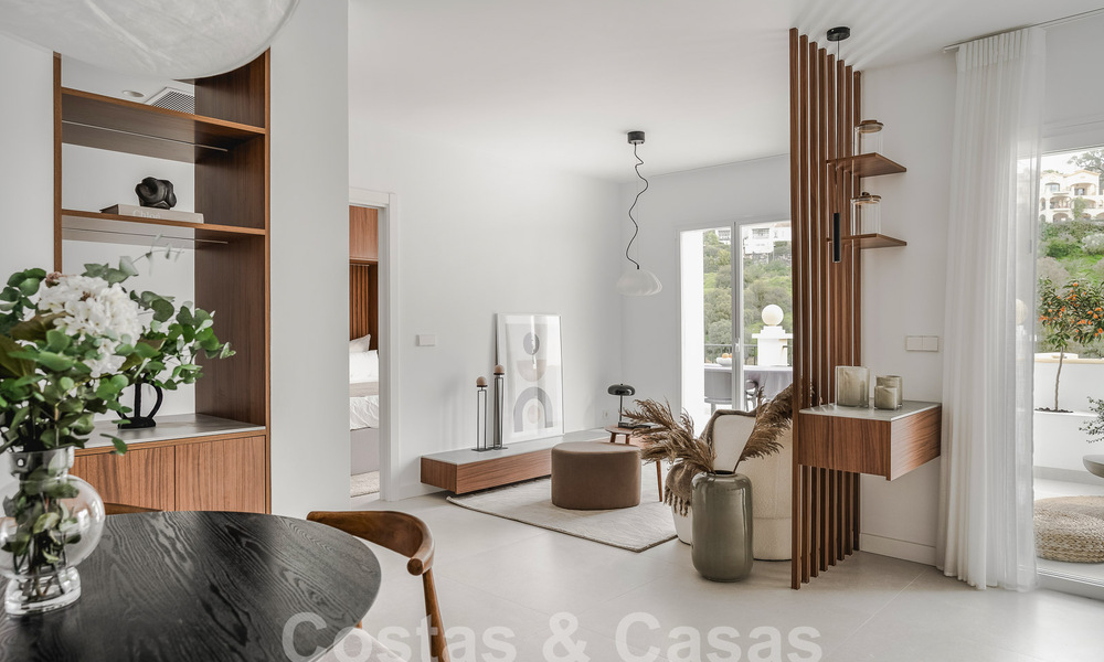 Apartamento reformado de calidad en venta con vistas a los campos de golf de La Quinta en Benahavis - Marbella 54354