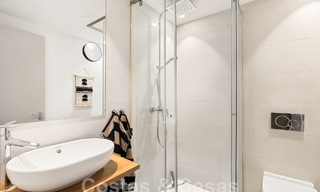 Excepcional ático en venta con vistas al mar y a poca distancia de la playa en Fuengirola - Benalmadena, Costa del Sol 54286 