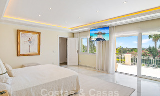 Villa mediterránea de lujo en venta con 6 dormitorios en un entorno privilegiado de golf en el valle de Nueva Andalucia, Marbella 53218 