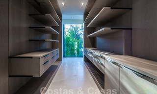 Nueva y moderna villa de lujo de 6 dormitorios en venta con vistas al mar en La Quinta, Marbella - Benahavis 54332 