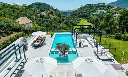 Paradisíaca villa boutique de estilo resort en venta en el exclusivo complejo de golf La Zagaleta, Benahavis - Marbella 53444
