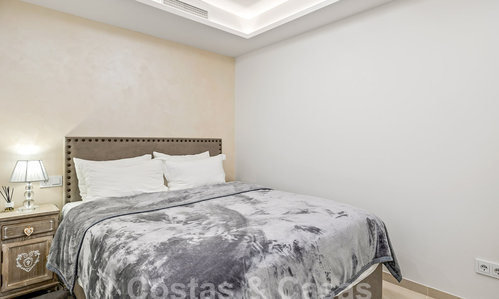 Lujoso y amplísimo apartamento en venta en un exclusivo complejo en Nueva Andalucia, Marbella 54500