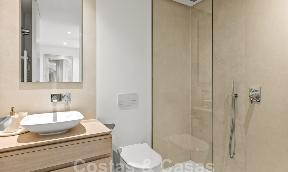 Lujoso y amplísimo apartamento en venta en un exclusivo complejo en Nueva Andalucia, Marbella 54508