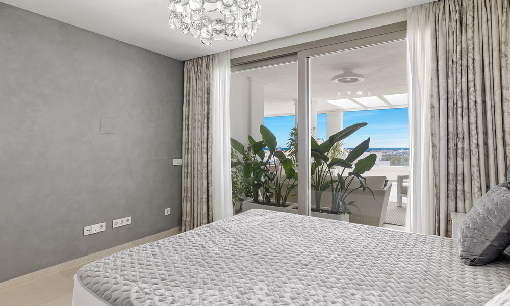 Lujoso y amplísimo apartamento en venta en un exclusivo complejo en Nueva Andalucia, Marbella 54510