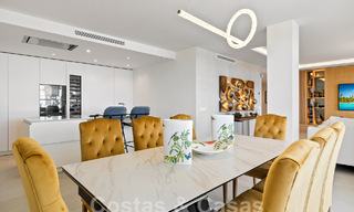 Lujoso y amplísimo apartamento en venta en un exclusivo complejo en Nueva Andalucia, Marbella 54516 