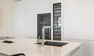 Lujoso y amplísimo apartamento en venta en un exclusivo complejo en Nueva Andalucia, Marbella 54527 