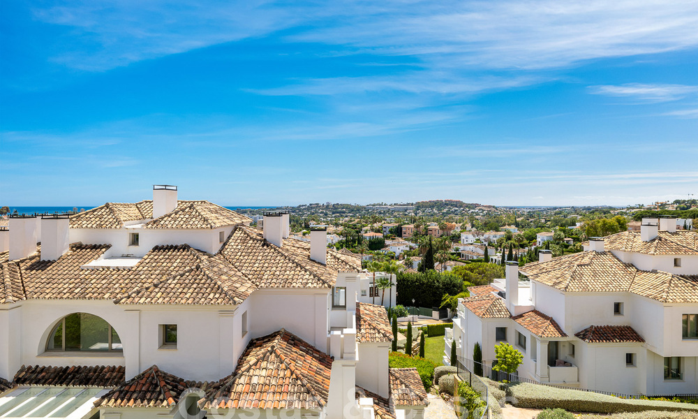 Lujoso y amplísimo apartamento en venta en un exclusivo complejo en Nueva Andalucia, Marbella 54540