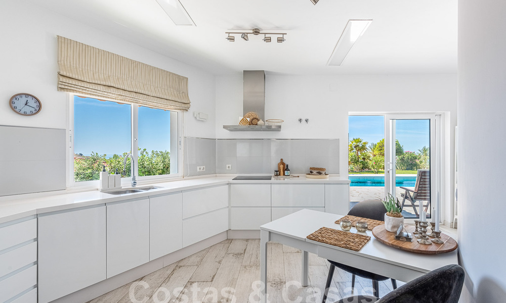 Villa de lujo en venta con amplias vistas al mar en las colinas de Mijas, Costa del Sol 54671