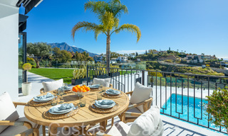 Prestigiosa villa de lujo en venta con magníficas vistas en las colinas de La Quinta, Benahavis - Marbella 64931 