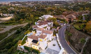 Prestigiosa villa de lujo en venta con magníficas vistas en las colinas de La Quinta, Benahavis - Marbella 64947 