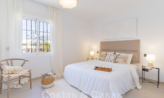 Encantador apartamento de lujo en venta con vistas panorámicas, a poca distancia de Puerto Banús en Nueva Andalucía, Marbella 54391 