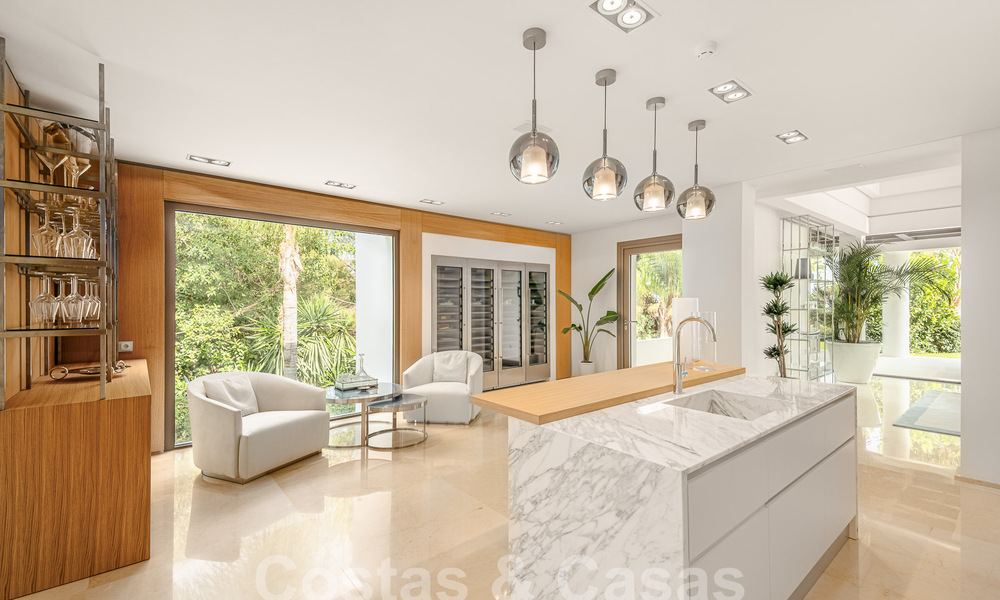 Majestuosa villa de estilo mediterráneo en venta en la urbanización cerrada de Sierra Blanca, en la Milla de Oro de Marbella 53726