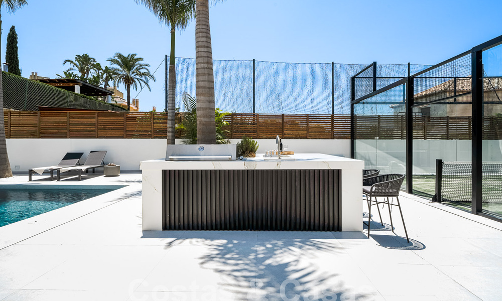 Villa mediterránea de lujo en venta con vistas a la montaña de La Concha, rodeada de los campos de golf del valle de Nueva Andalucía, Marbella 54881