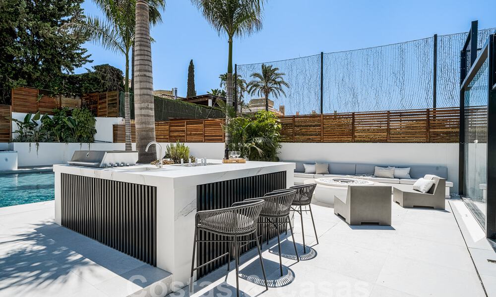 Villa mediterránea de lujo en venta con vistas a la montaña de La Concha, rodeada de los campos de golf del valle de Nueva Andalucía, Marbella 54885