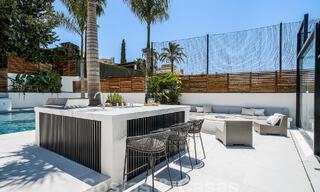 Villa mediterránea de lujo en venta con vistas a la montaña de La Concha, rodeada de los campos de golf del valle de Nueva Andalucía, Marbella 54885 