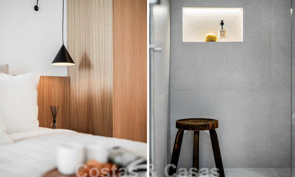 Lujoso apartamento en venta con acogedora terraza, piscina privada y vistas al mar en Nueva Andalucia, Marbella 54962