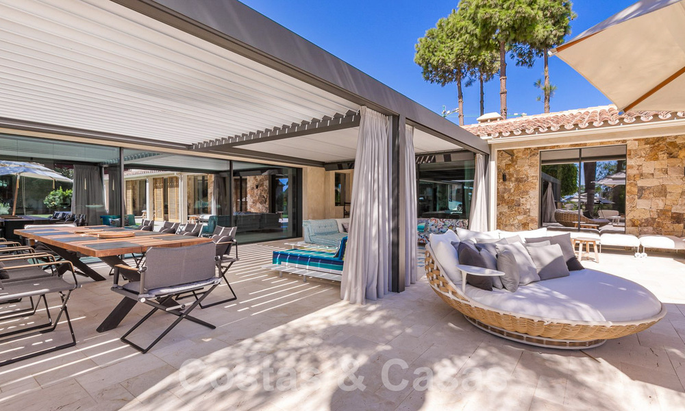 Villa rústica de lujo en venta con piscina privada climatizada al este de Marbella centro 55053