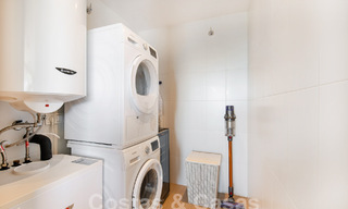 Apartamento en venta listo para entrar a vivir con amplias vistas al valle y al mar en la exclusiva Marbella - Benahavis 55031 