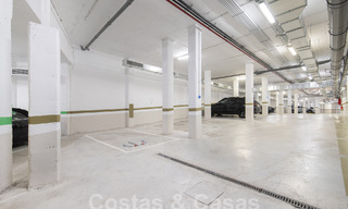 Apartamento en venta listo para entrar a vivir con amplias vistas al valle y al mar en la exclusiva Marbella - Benahavis 55032 