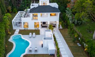 Villa de lujo modernizada en venta en el corazón del valle del golf de Nueva Andalucia, Marbella 54783 