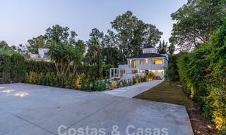 Villa de lujo modernizada en venta en el corazón del valle del golf de Nueva Andalucia, Marbella 54790 