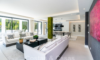 Villa de lujo modernizada en venta en el corazón del valle del golf de Nueva Andalucia, Marbella 54798 