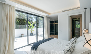 Villa de lujo modernizada en venta en el corazón del valle del golf de Nueva Andalucia, Marbella 54804 