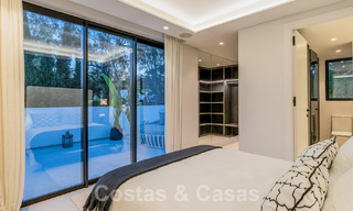 Villa de lujo modernizada en venta en el corazón del valle del golf de Nueva Andalucia, Marbella 62014 