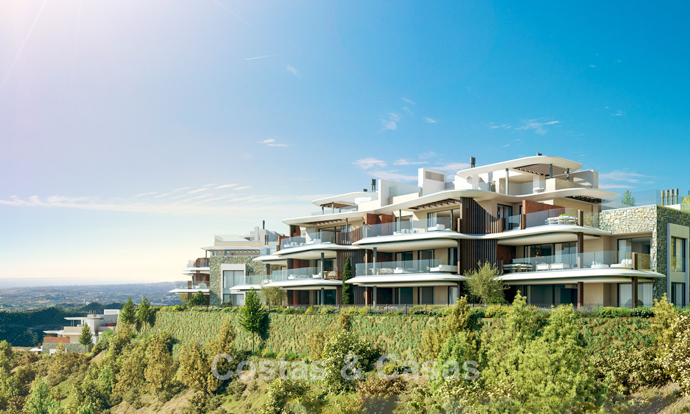Apartamentos de lujo con diseño innovador en venta en un gran resort de naturaleza y golf en Marbella - Benahavis 54747