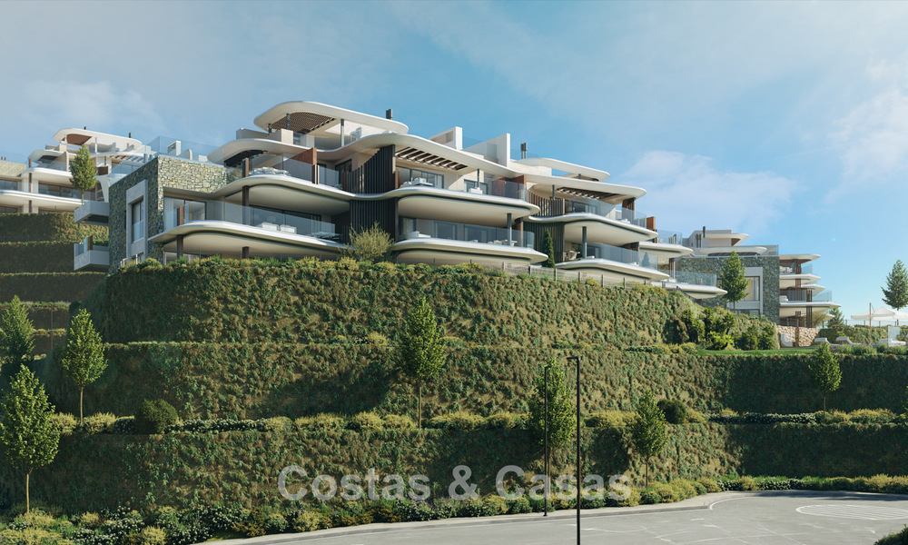 Apartamentos de lujo con diseño innovador en venta en un gran resort de naturaleza y golf en Marbella - Benahavis 54751