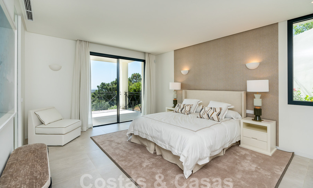 Villa de lujo independiente de estilo andaluz en venta en un entorno fantástico y natural de Marbella - Benahavis 55232