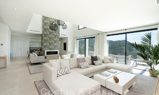 Villa de lujo independiente de estilo andaluz en venta en un entorno fantástico y natural de Marbella - Benahavis 55237 