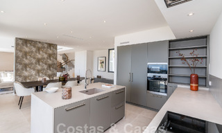 Villa de lujo independiente de estilo andaluz en venta en un entorno fantástico y natural de Marbella - Benahavis 55246 