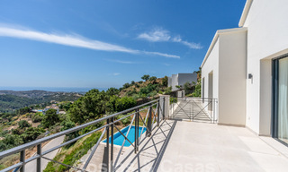 Villa de lujo independiente de estilo andaluz en venta en un entorno fantástico y natural de Marbella - Benahavis 55264 