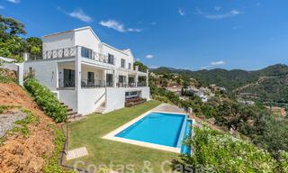 Villa de lujo independiente de estilo andaluz en venta en un entorno fantástico y natural de Marbella - Benahavis 55278 